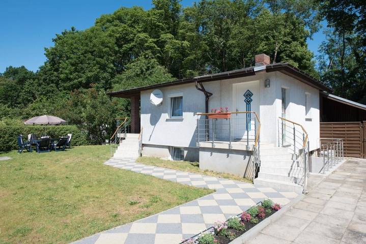 Ferienhaus für 4 Personen, mit Terrasse und Garten sowie Ausblick in Berliner Mauer