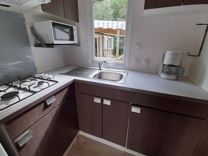 Mobil home pour 4 personnes, avec Terrasse et Piscine en Charente - 2