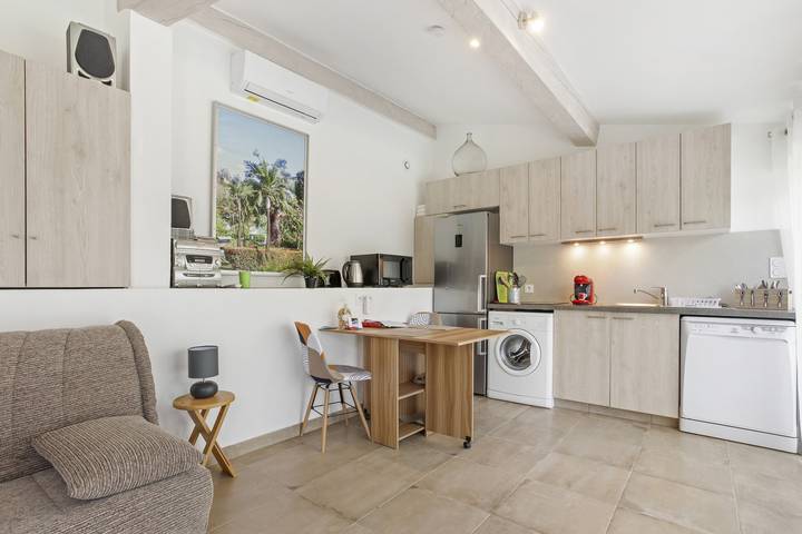 Gîte pour 2 personnes, avec jacuzzi et jardin à Saint-Raphaël - 4