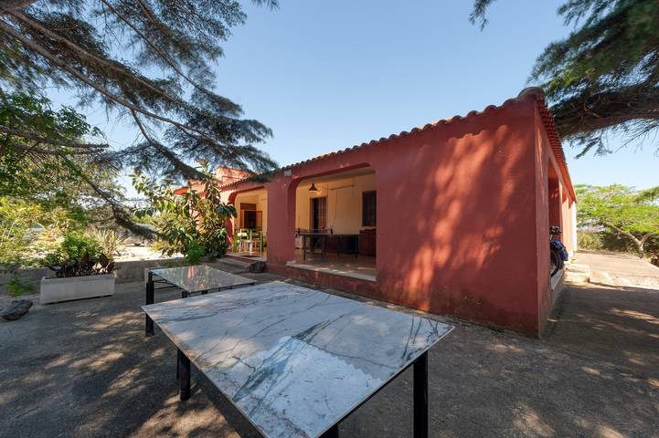 Sprocketlandia Holiday Home with Private Terrace, Shared Garden, and Wi-Fi in Lecce, Lecce Province
