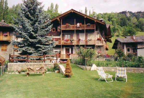 Location de vacances pour 2 personnes, avec jardin et vue, animaux acceptés à Comune di Saint-Pierre - 3