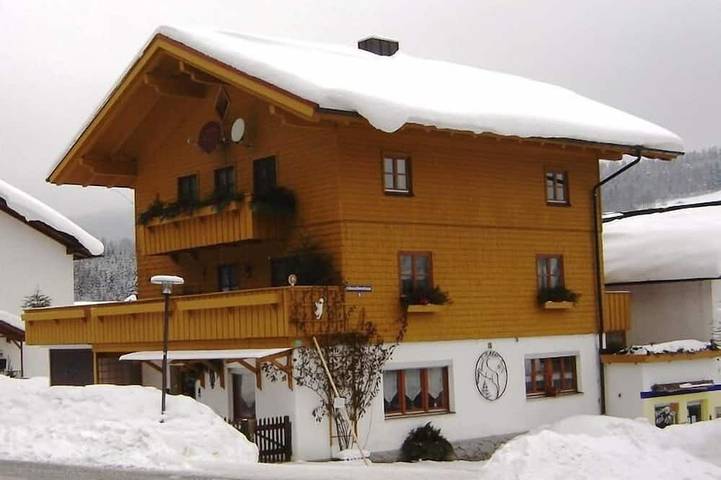 Ganze Wohnung, Ferienwohnung mit Grillmöglichkeit und kostenlosem WLAN in Bayerisch Eisenstein, Arberland