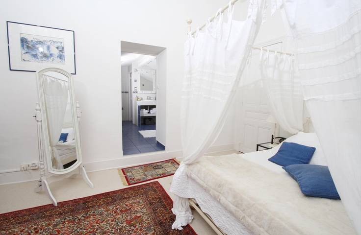 Location de vacances pour 2 personnes, avec piscine ainsi que jardin et jacuzzi à Vals-les-Bains - 2