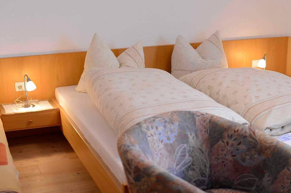 Ganze Wohnung, Ferienwohnung Lavendel für 2 bis 4 Personen 1 - Ferienpension Florian Hösle in Jungholz, Bayerische Alpen