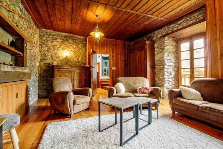 Gîte pour 10 personnes, avec jardin à Aragnouet - 4