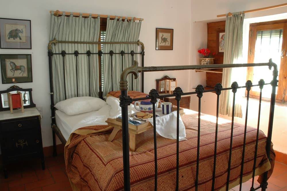 Casa Rural Cortijo Zoco Bajo in Pozoblanco, Sierra Morena