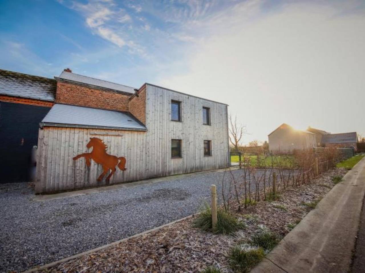 Gruppenhaus mit idealer Aufteilung für Familien in Gesves, Region Namur