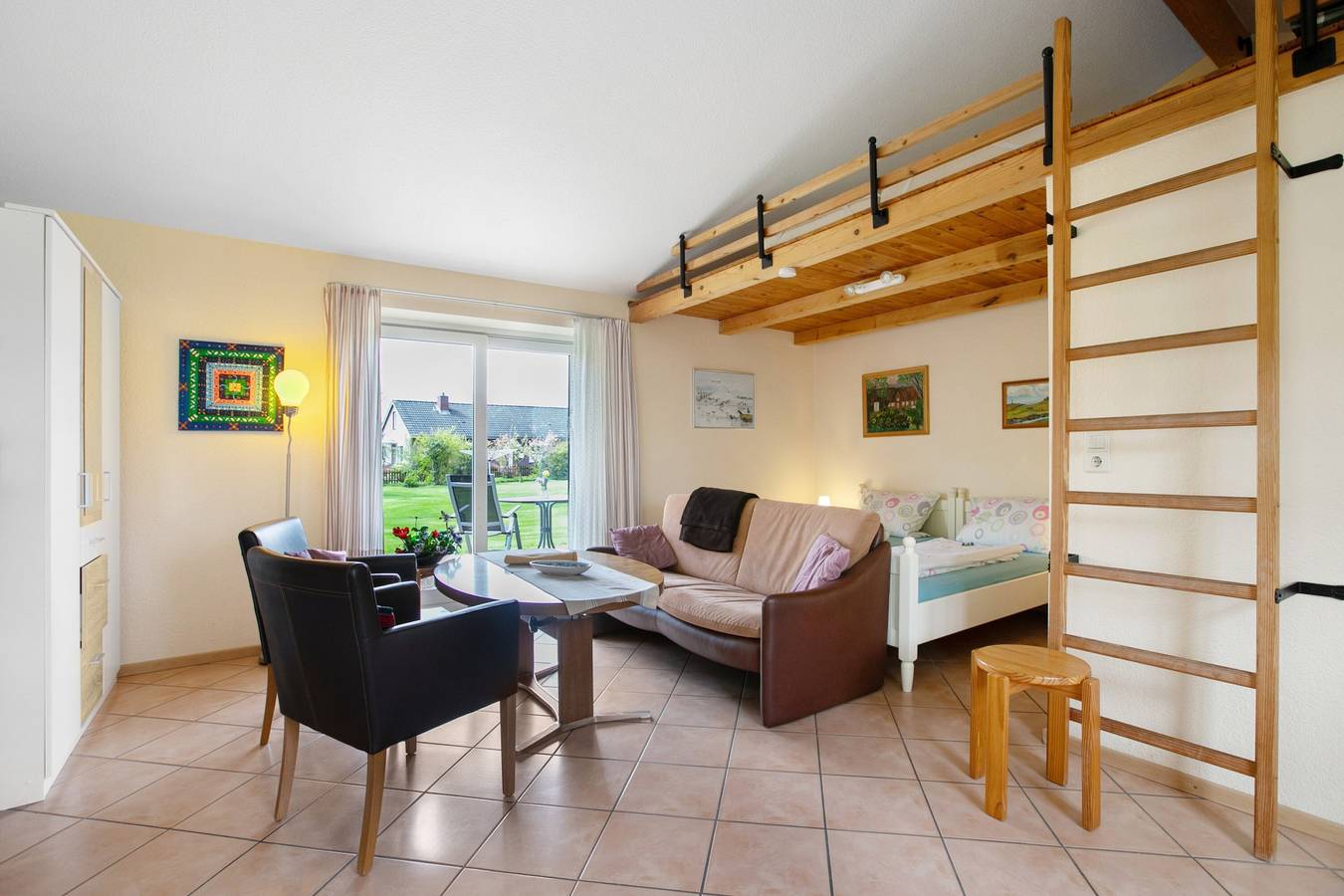 Ganze Wohnung, Ferienwohnung 'Eulenhof 2' mit privater Terrasse, privatem Garten und Wlan in Bordelum, Nordseeküste