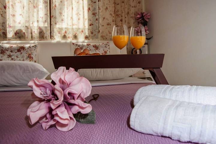 Ferienwohnung für 3 Personen, mit Garten und Pool sowie Ausblick in Chania und Umgebung - 2