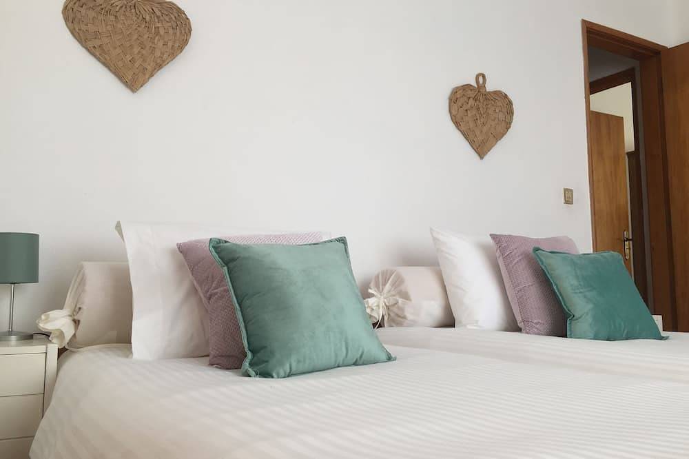 Villa Magoito - Moradia de Charme / Charming House in Praia do Magoito, São João das Lampas e Terrugem