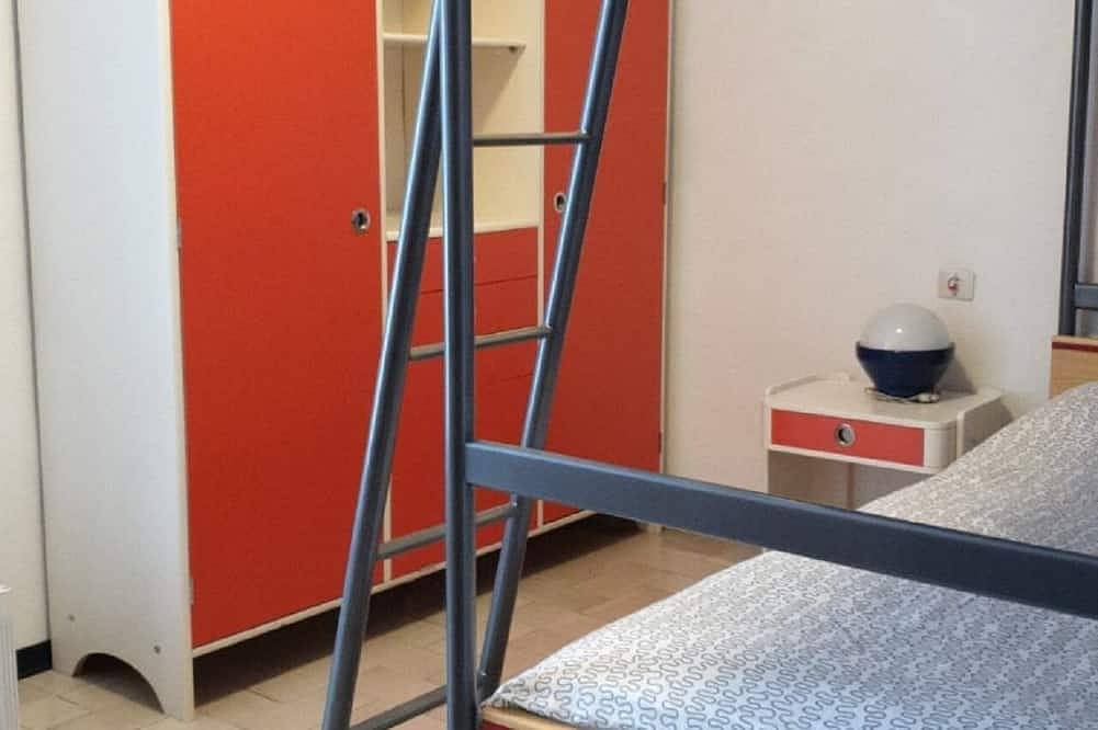 Apartamento entero, Luminoso apartamento cerca de las pistas de esquí, en zona céntrica in Ponte di Legno, Valtellina