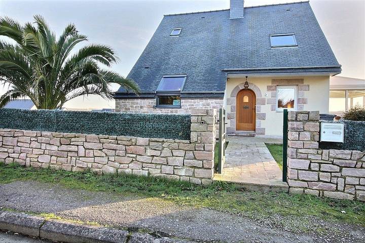 Gîte pour 8 personnes, avec terrasse et jardin, animaux acceptés à Fréhel - 2