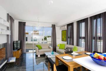 Villa for 4 People in Paphos, South Cyprus, Photo 3