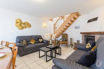Gîte pour 8 personnes, avec terrasse et jardin à Montmartin-sur-Mer