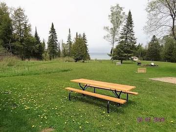 Bed And Breakfasts for 6 Guests in Lake Huron, Michigan, Picture 2