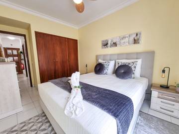 Apartamento De Férias para 6 Pessoas em Praia da Rocha, Portimão, Foto 4