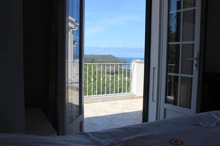 A Furnangina, villa familiale vue sur mer, jardin arboré et piscine in Saint-Florent, Région de Calvi