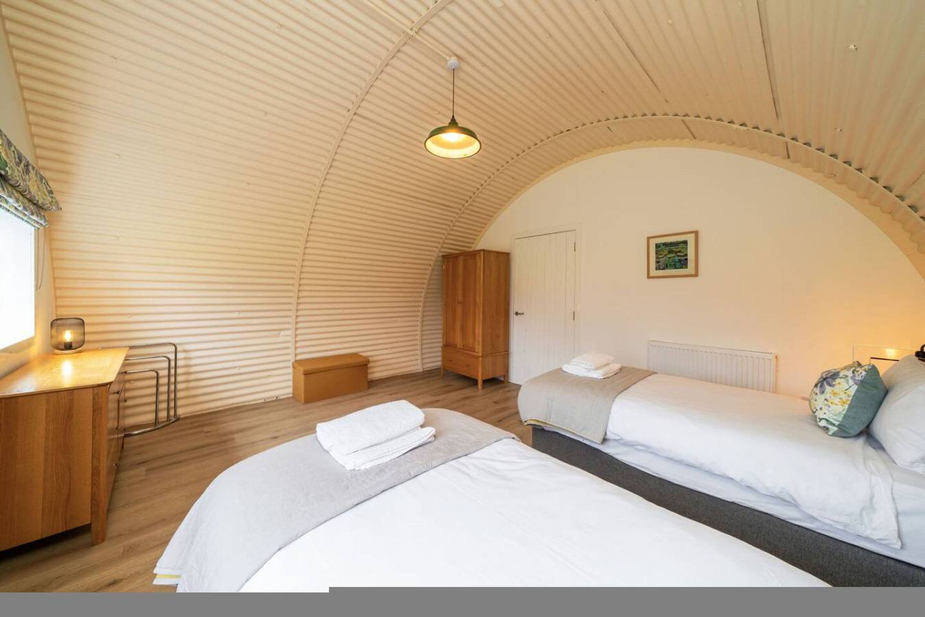 Ganzes Studio, Hut 38 at Cultybraggan Camp - Accessible in Perthshire