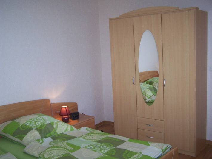 Ganze Ferienwohnung, Ferienwohnung Mauer, Wohnung "Ost" in Heede, Landkreis Emsland