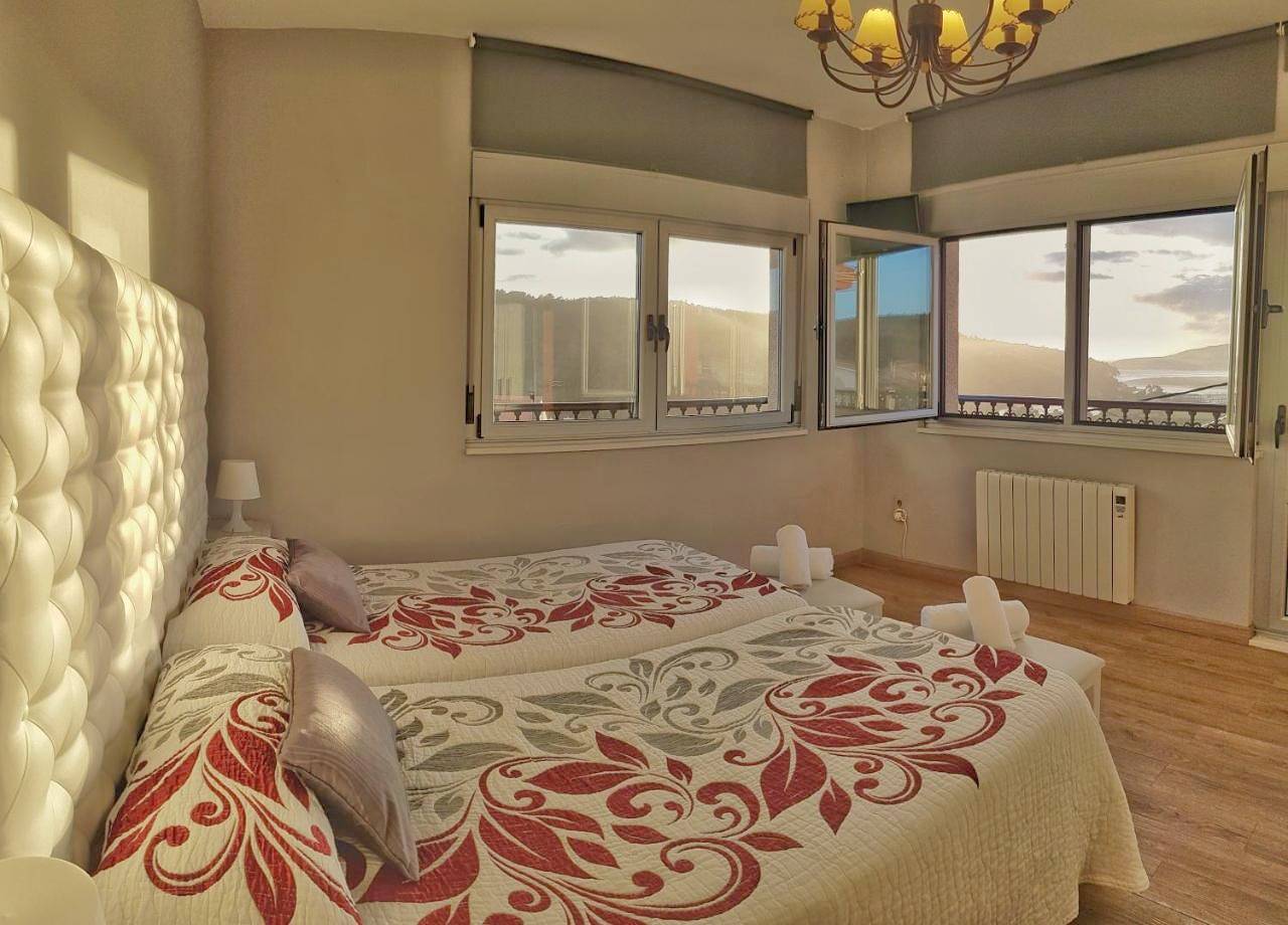 As Eiras Lires Hotel Restaurante in Lires, Cee
