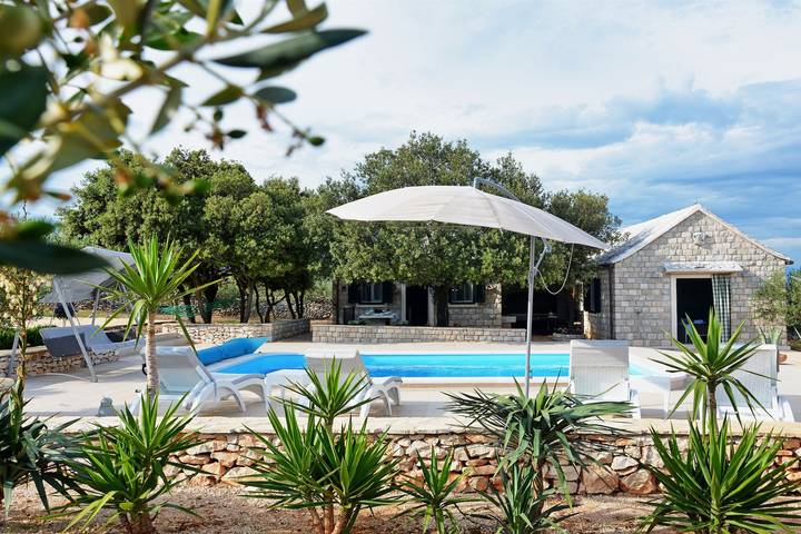 Ferienhaus für 6 Personen, mit Garten und Pool - 1