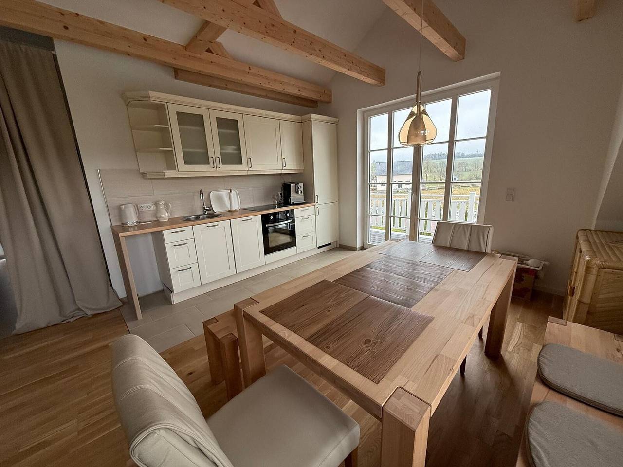 Villa 'Ferienhaus Residenz am Vulkanradweg' mit Terrasse, Garten & Wlan in Grebenhain, Vogelsberg Region