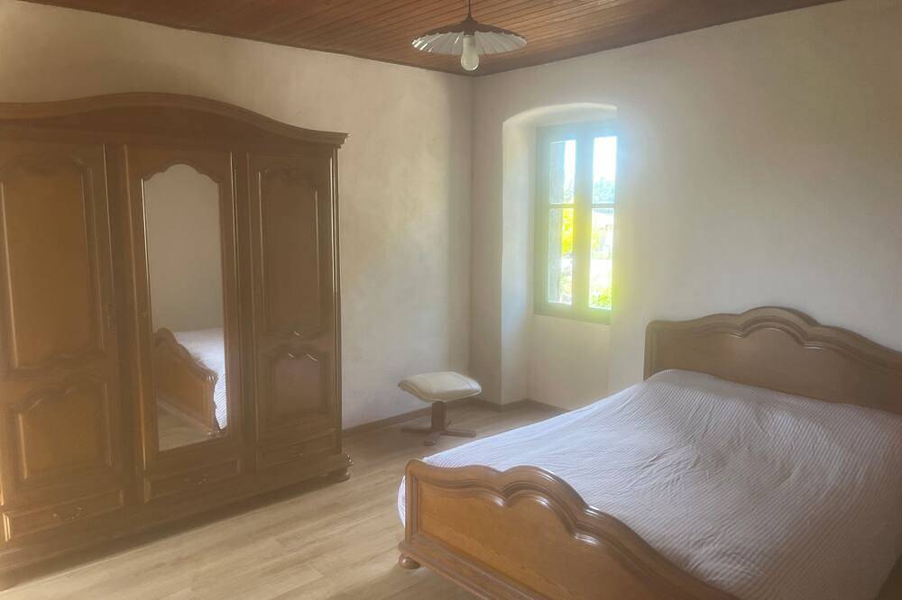 Country house in Aléria, Corte und Umgebung