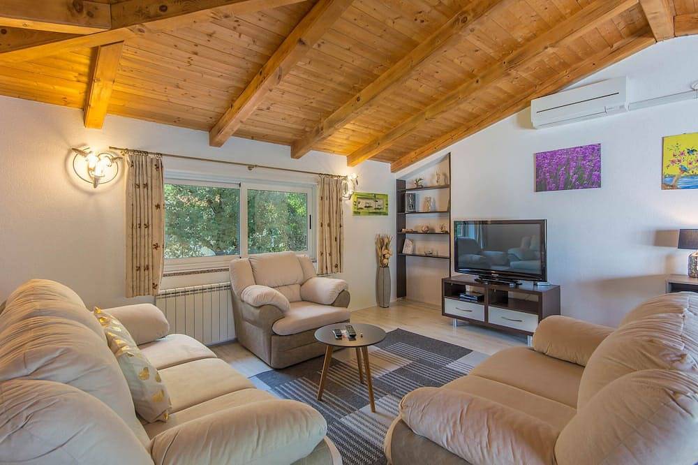 Entire apartment, Apartment Felix  with pool in Porec in Grad Poreč, Porec region