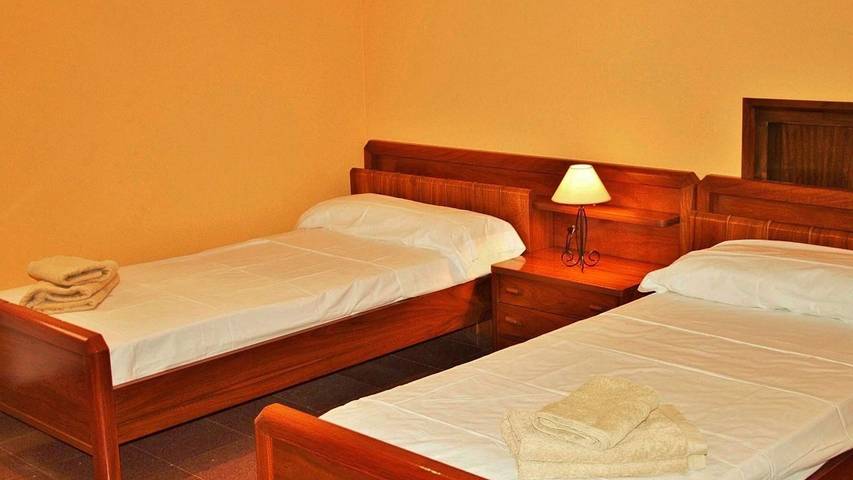 Chalet para 10 personas, con jardín y piscina en Maresme - 3