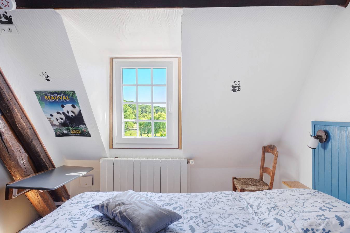 Chambre d’hôtes « La Ferme Des Bigornes - Panda » avec terrasse, jardin partagés et Wi-Fi in Châtillon-sur-Indre, Région de Châteauroux