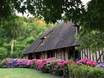 Cottage pour 4 personnes, avec jardin à Genneville