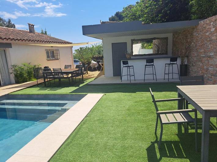 Villa pour 6 personnes, avec piscine ainsi que jacuzzi et jardin à Toulon - 3