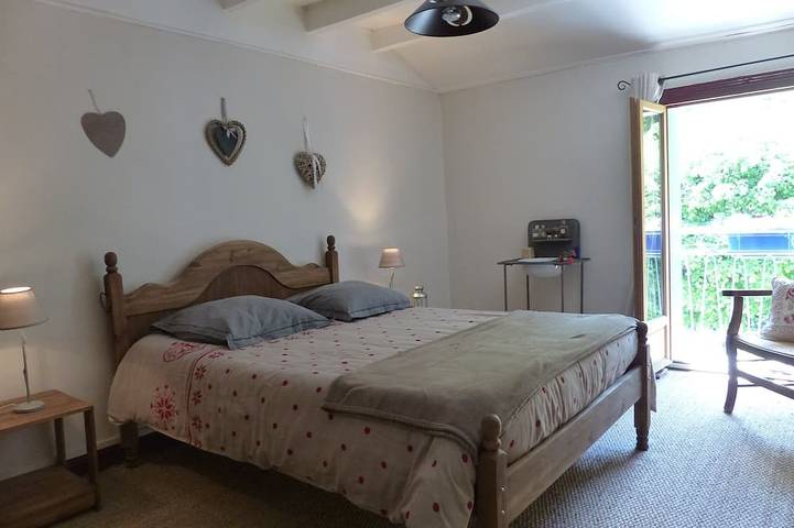 Location de vacances pour 5 personnes, avec balcon et jardin à Siguer - 3