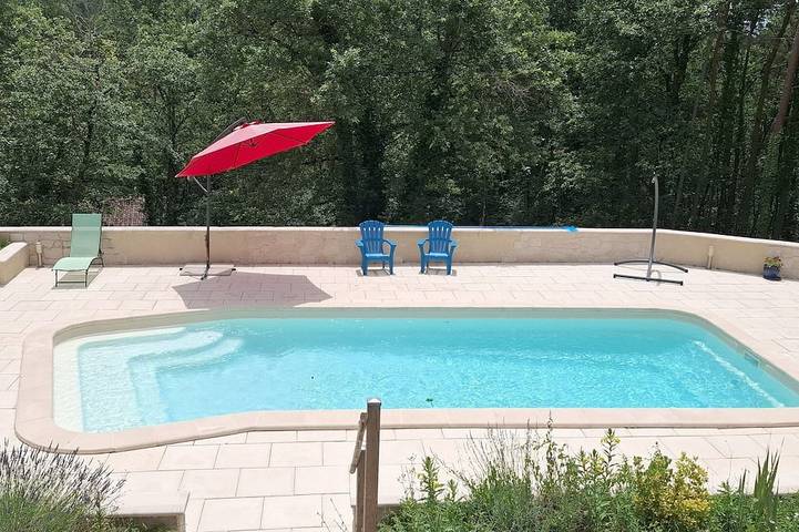 Appartement de vacances pour 3 personnes, avec jardin et piscine