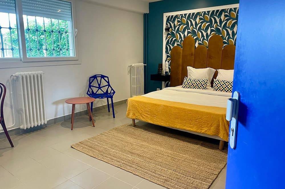 Apartamento entero, Groundfloor suite inn aparthotel in Saint-Maur-des-Fossés, Valle del Marne