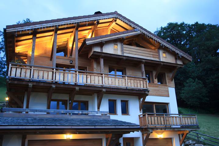 Ganze Wohnung, Ferienwohnung 'T2 - Le Miroir Du Mont Blanc' mit Seeblick, WLAN und Klimaanlage in Sallanches, Pays du Mont-Blanc