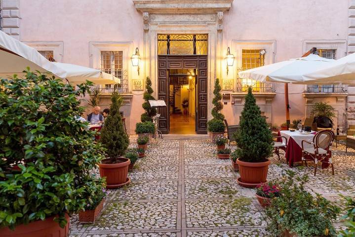 Station pour 5 personnes, avec jardin et piscine, animaux acceptés à Trevi - 3