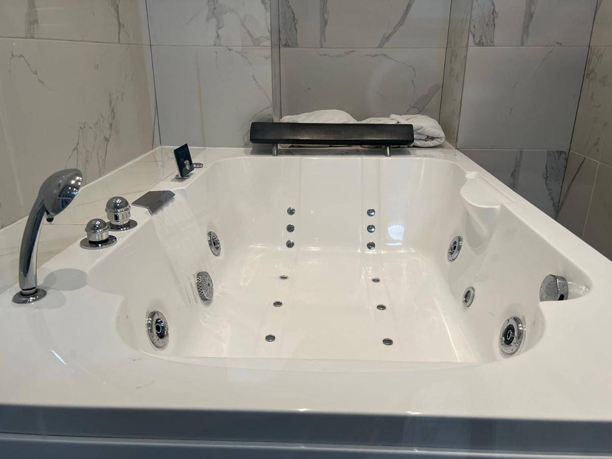 Deluxe Queen Room in El Barrio, Alicante