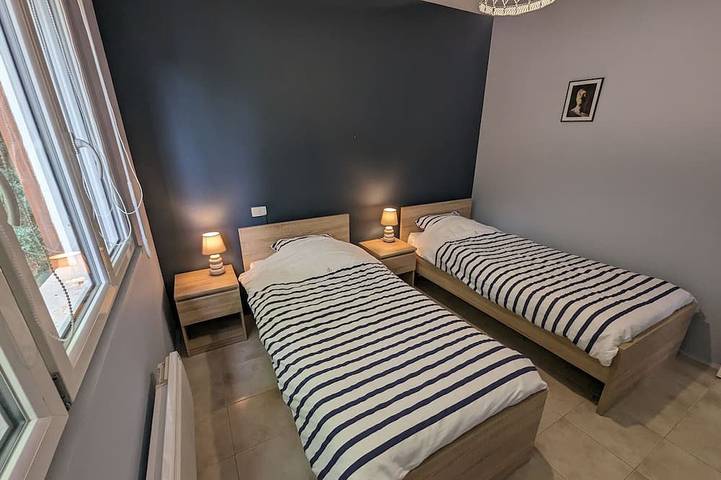 Gîte pour 4 personnes, avec jardin à Peigney - 3