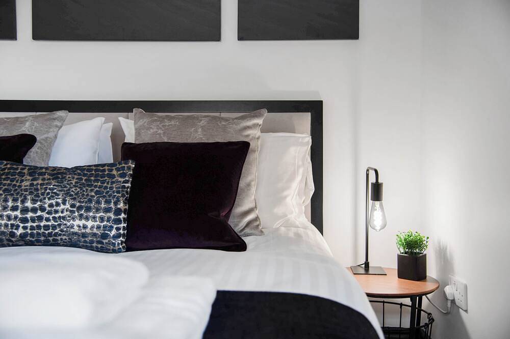 Entire apartment, Whiskawaystays No. 58 Studio No 4 in Worcester, Worcestershire