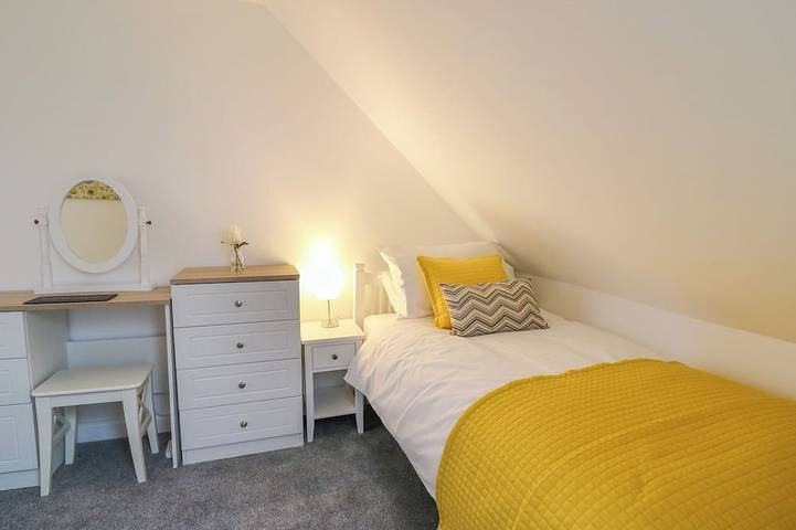 2 Penporth, family friendly, with open fire in Rhayader in Rhayader, Powys