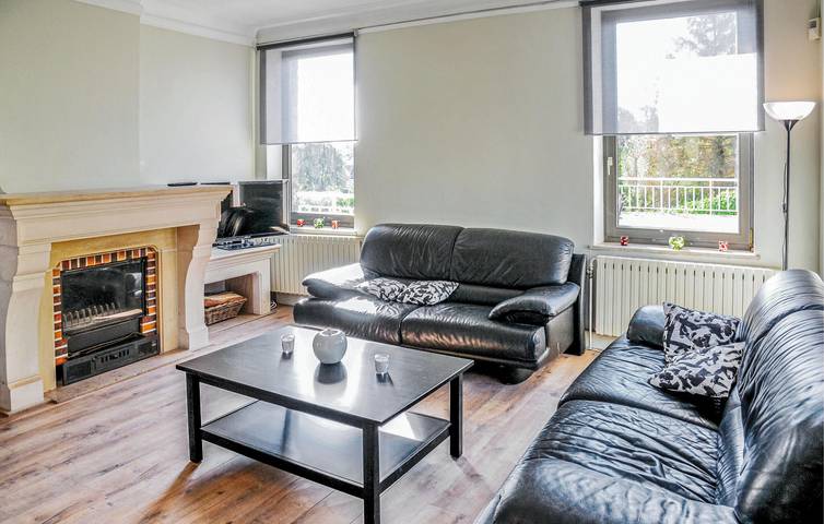 Location de vacances pour 8 personnes, avec jardin et terrasse, animaux acceptés dans Petit-Han - 3