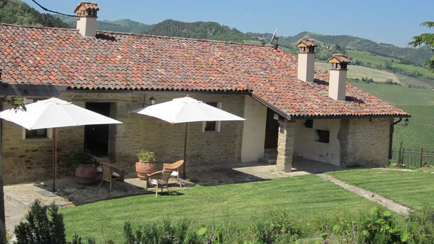 Ferienhaus für 30 Personen, mit Garten und Terrasse sowie Pool, mit Haustier - 1