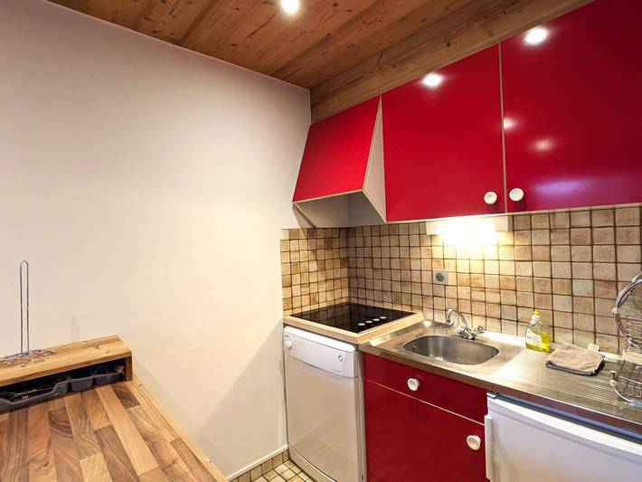 Ganze Wohnung, Gemütliche Wohnung 4-6 Pers Balkon, Ski-in/Ski-out, überdachter Parkplatz in La Clusaz, Annecy und Umgebung
