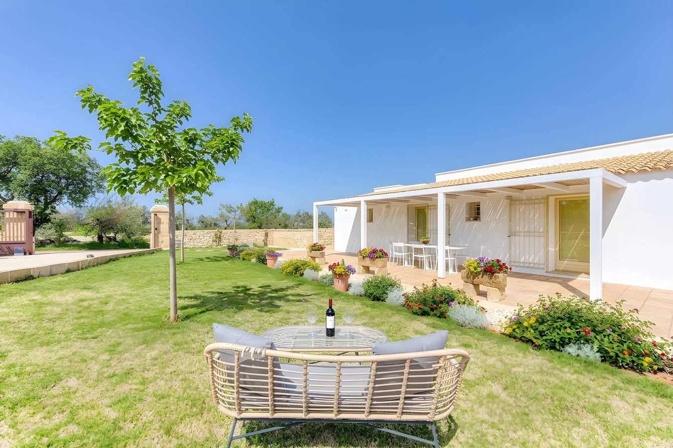 Wunderschöne Designvilla mit Pool und Garten in Ugento, Golf von Tarent