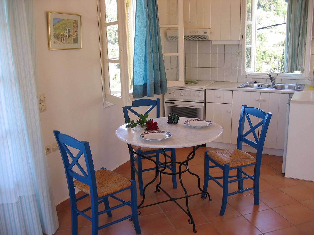 Ganze Ferienwohnung, Wohnung mit gemeinsamem großen Pool und Kinderbecken in Agios Nikitas, Griechenland