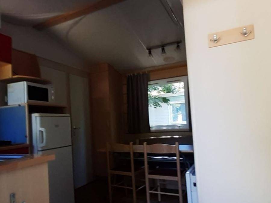 Camping Le Saulou - Mobile home 4 persons - Mh B 4 P with sanitary facilities in Monceaux-sur-Dordogne, Tulle region