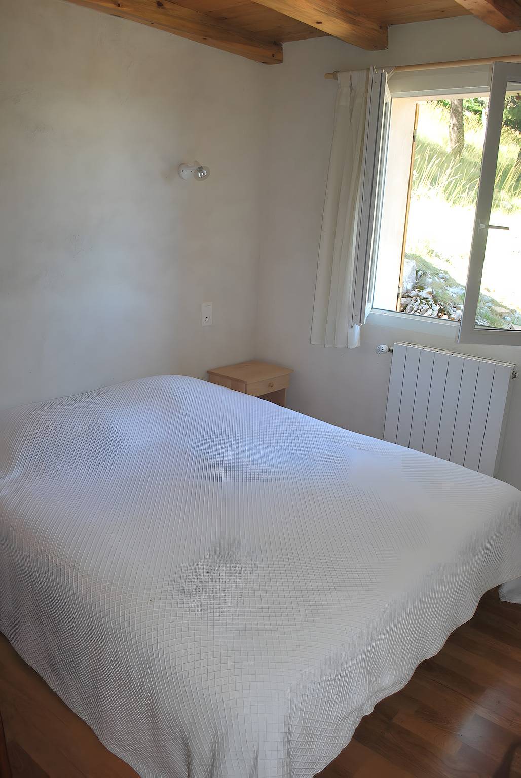 Chalet 'Mont Ventoux' avec vue sur la montagne, terrasse privée et jardin privé in Station du Mont Serein, Beaumont-du-Ventoux