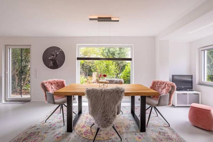 Ferienhaus für 4 Personen, mit Ausblick und Garten sowie Sauna