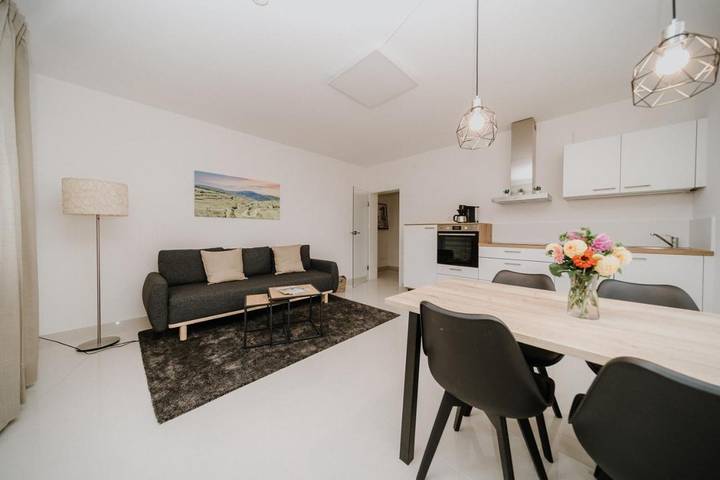 Ferienwohnung für 4 Personen, mit Terrasse und Garten